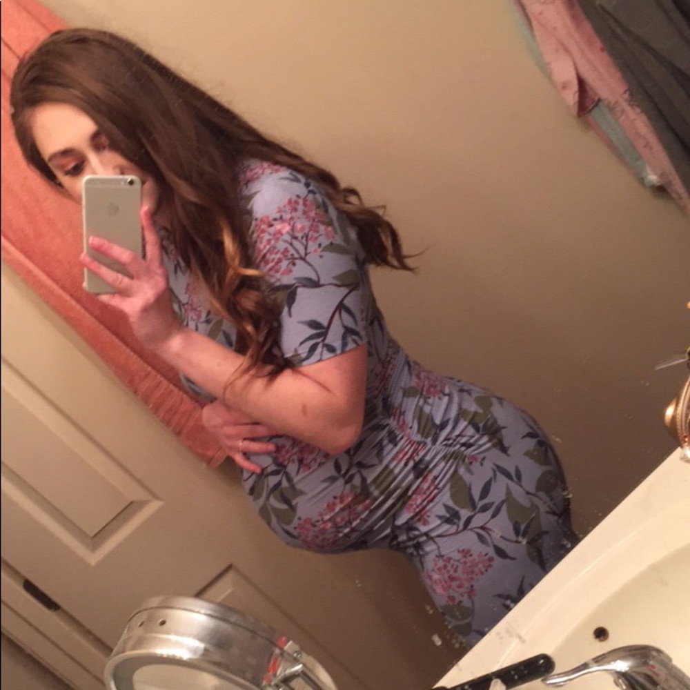 Floral maternity maxi dress